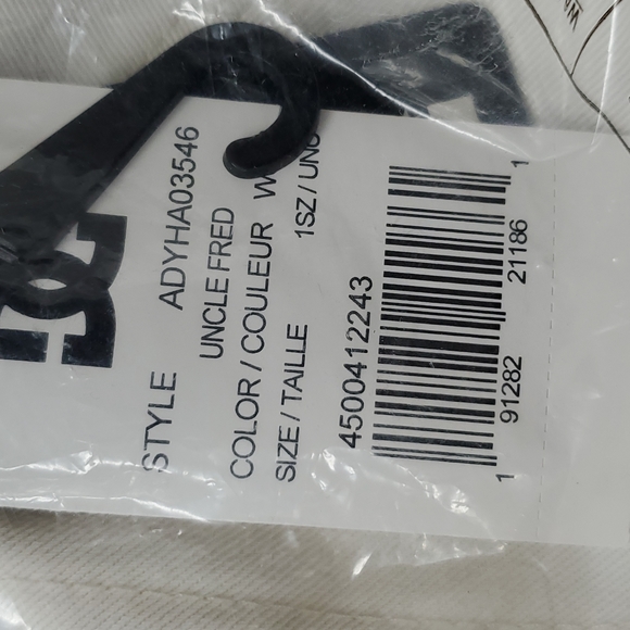 DC hat - Picture 3 of 3